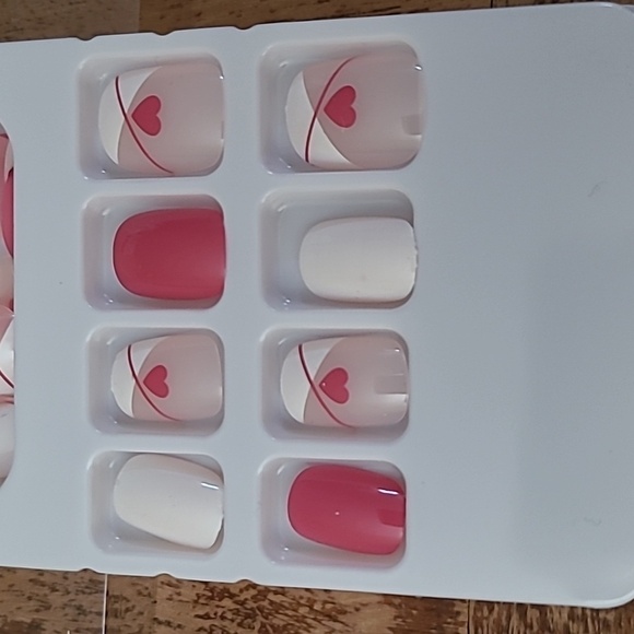 2/$16 Pink Hearts French Manicure Press On Nails - Picture 13 of 16